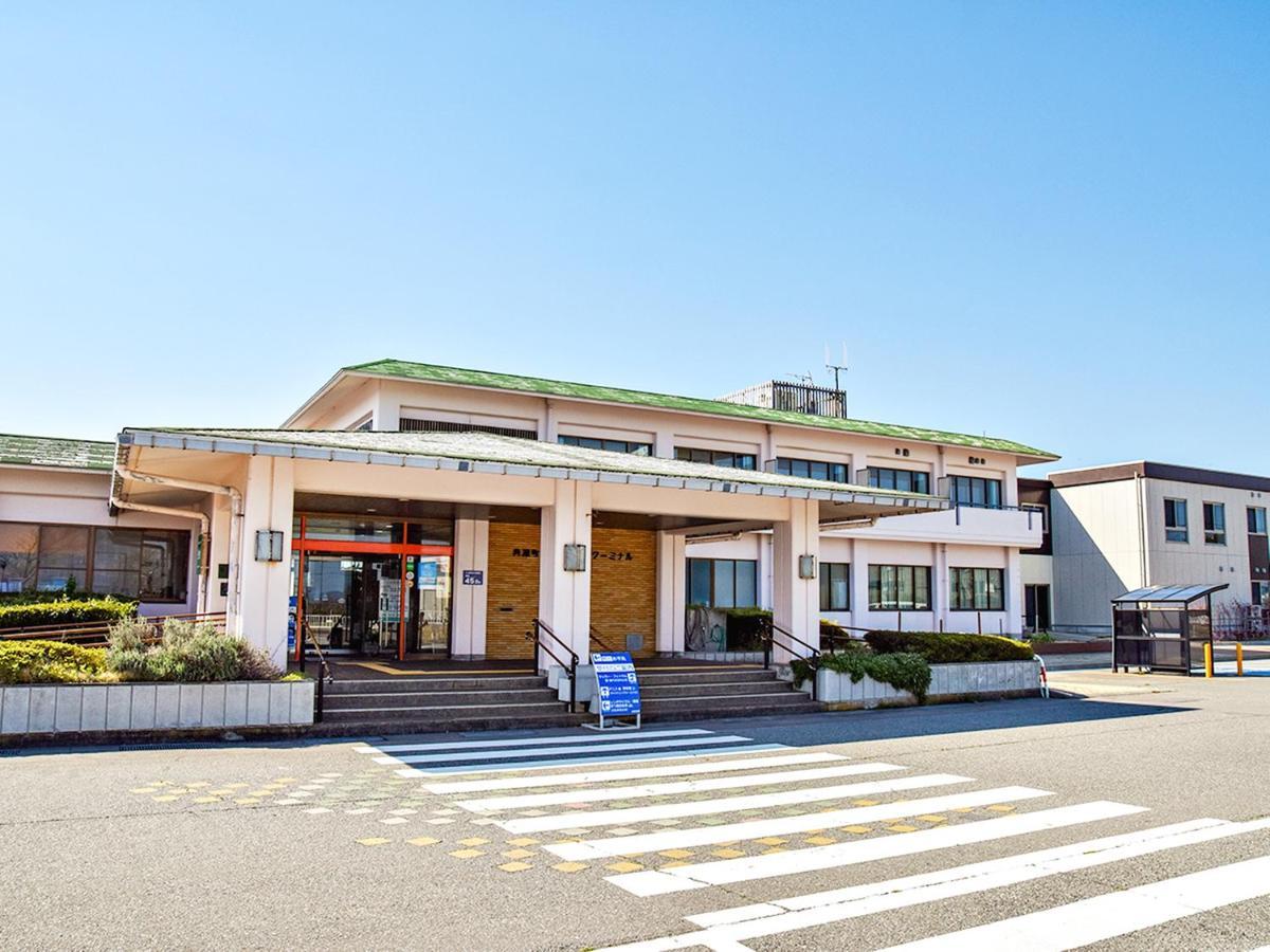 Uchinadamachi Cycling Terminal Hotel Exterior foto